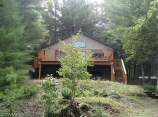 9617 N Granger Rd, Irons, MI 49644