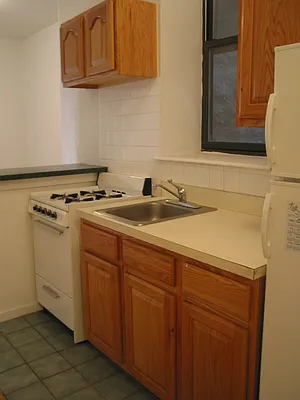 Rented by J Misrahi Realty Corp | media 47