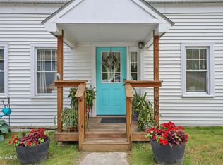 7066 Main St, Readsboro, VT 05350