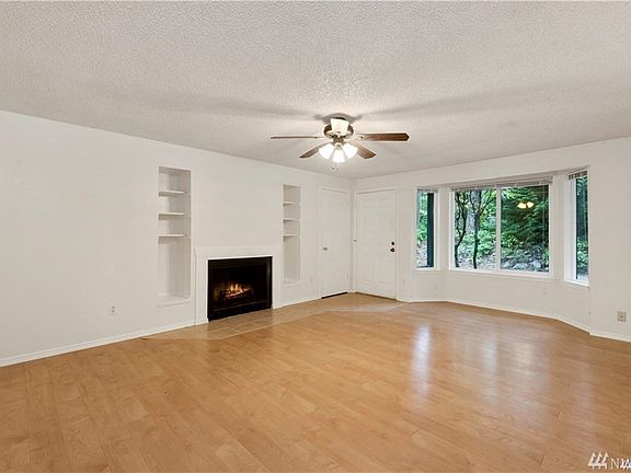 4th image of 3711-3713 70th St NW