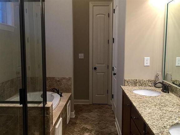 5th image of 9259 Pinkerton Ln