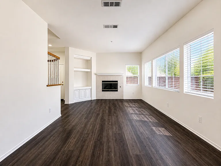 39930 Alpine Union St #B — Photo 3