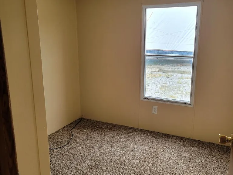 32870 Waverly St #38 — Photo 11