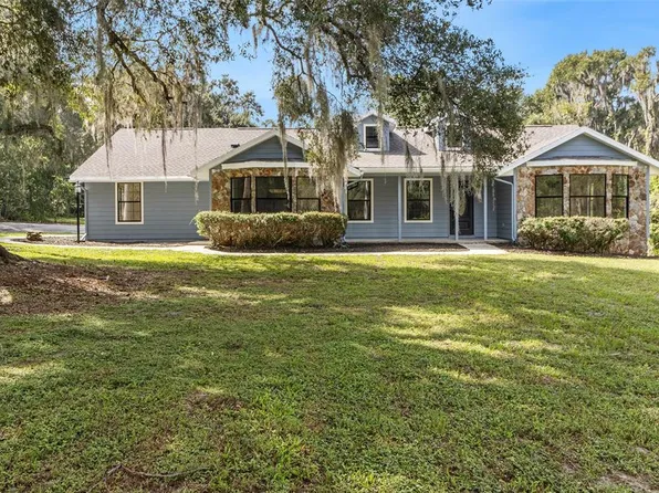 6820 Tuscawilla Dr, Leesburg, FL 34748