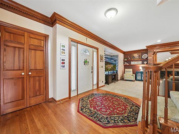 4th image of 6065 Kerth Rd