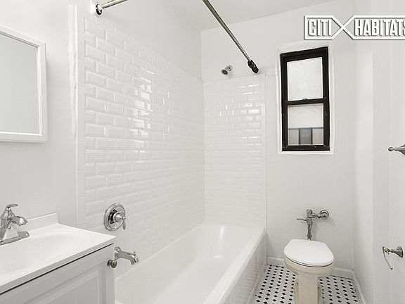4th image of 95 Park Ter E APT 1C