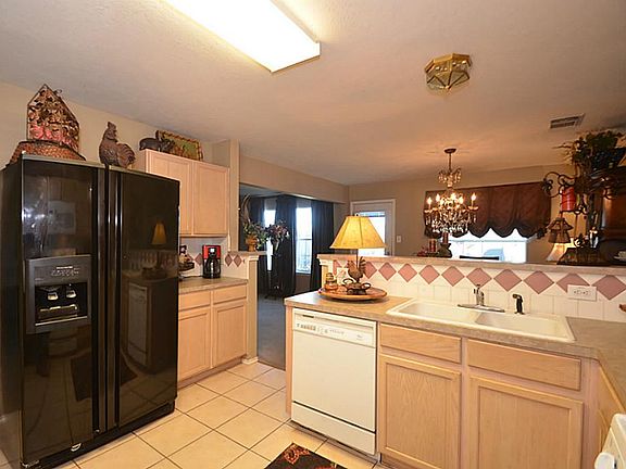5th image of 4007 Starbridge Pointe Ln