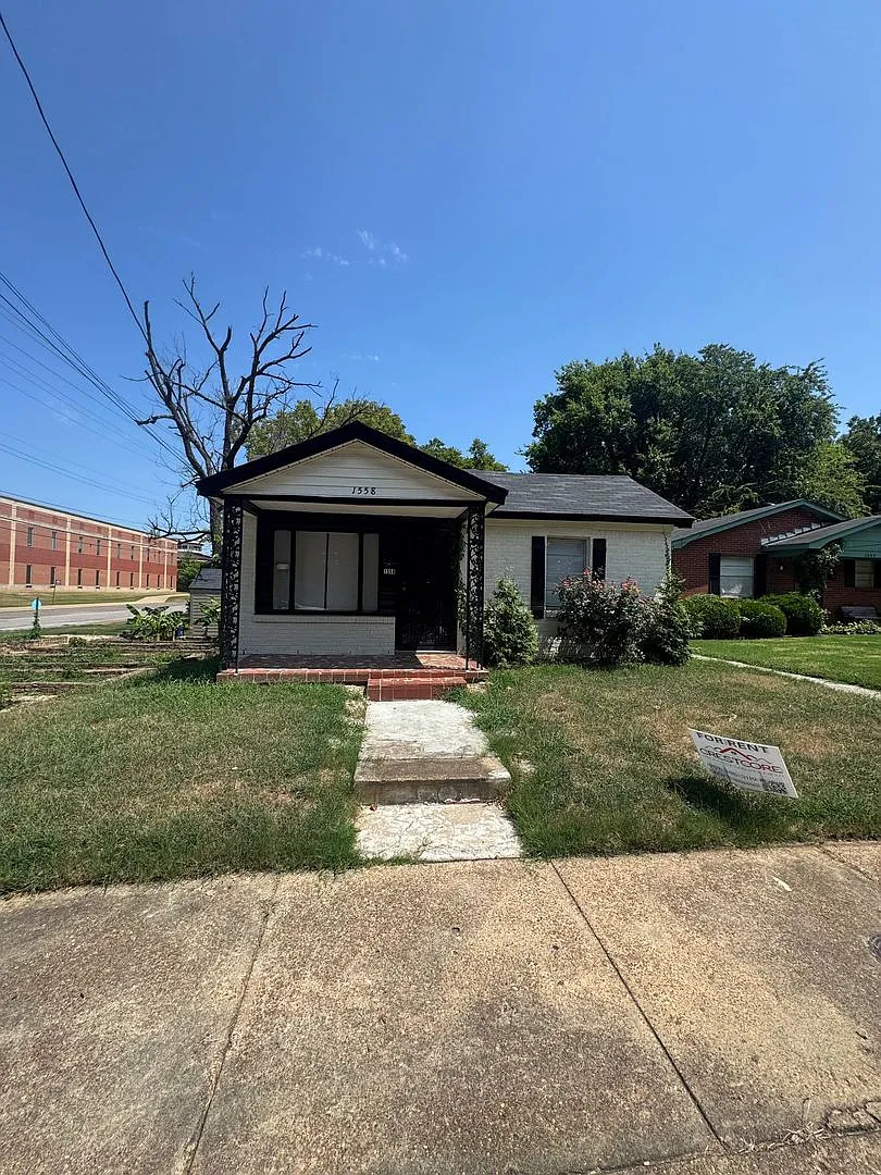 Welcome to 1558 Tayner Street! Section 8 Welcome — Photo 1