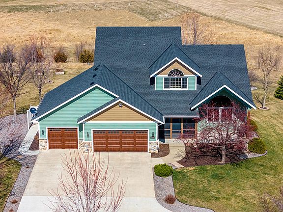 2nd image of 25860 Freeborn Avenue