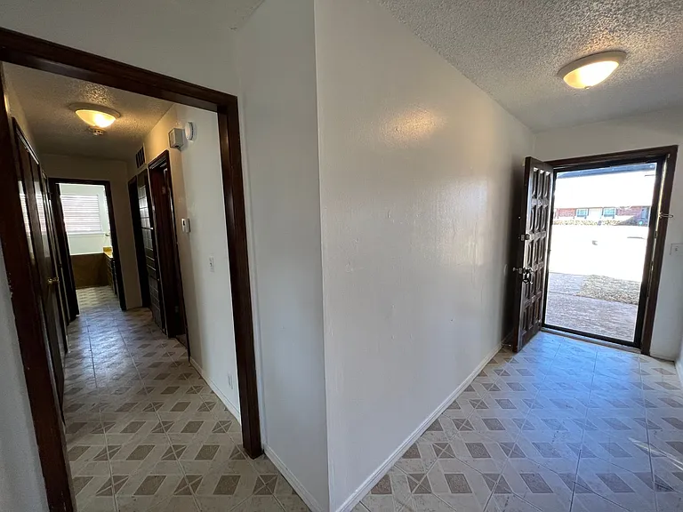 1017 S Neptune Rd — Photo 19