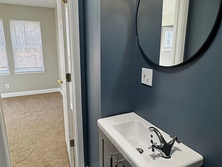 2325 Johnstown — Photo 14