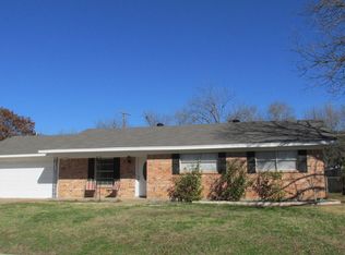 305 Montrose St, Belton, TX 76513