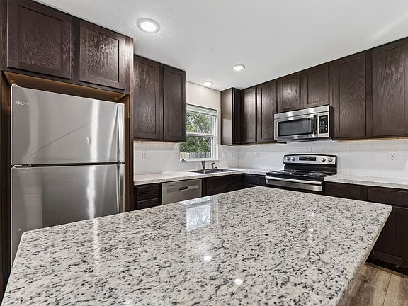 5th image of 3833-3835 W 11th St N #2d416afaf