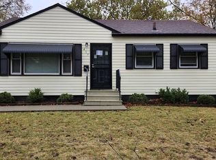 417 Woodbridge St, Waterloo, IA 50701