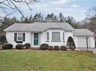 175 Kakeout Rd, Kinnelon, NJ 07405
