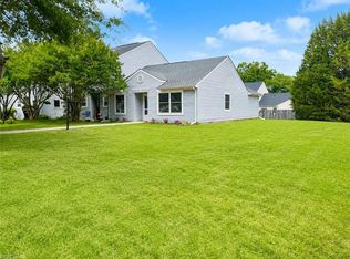 2118 King James Ct, Carrollton, VA 23314