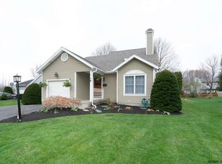 18 Maple Rdg, Ballston Lake, NY 12019