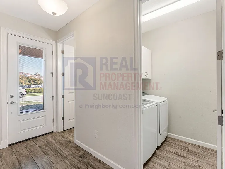 3689 Divot Ln — Photo 5