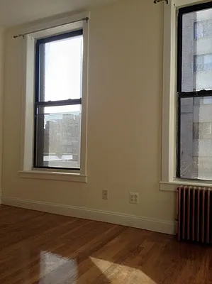 Rented by Bedford Realty USA Corp | media 13