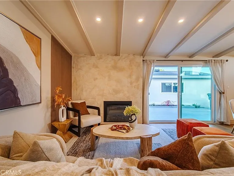 236 Mission Dr — Photo 5