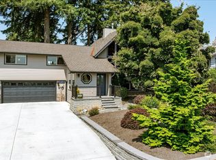 16459 Fairway Dr, Burlington, WA 98233