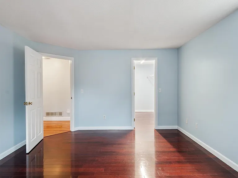 29 Lamplighter Ln — Photo 15