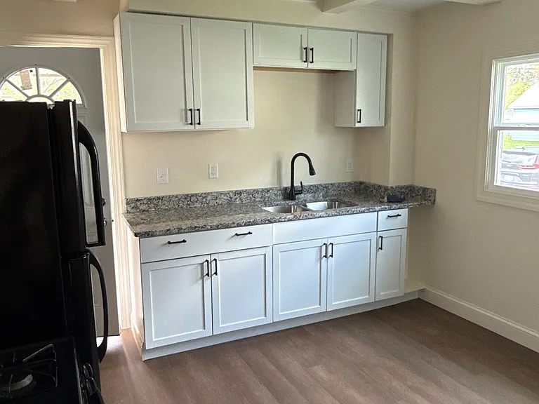 416 Ulster St #1 — Photo 2