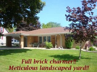 727 W Main St, Hortonville, WI 54944
