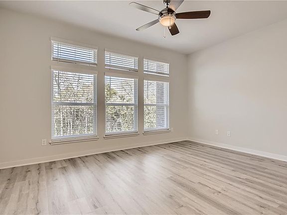 2nd image of 605 W South St #211