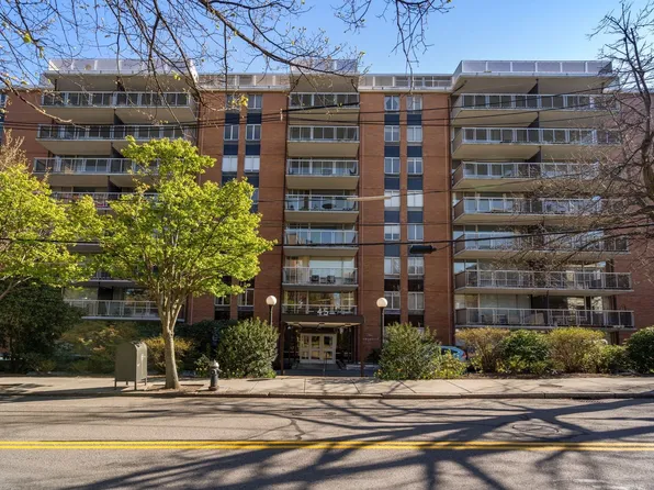 45 Longwood Ave APT 705, Brookline, MA 02446