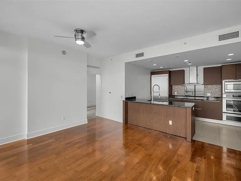 175 1st St S #2604 — Photo 12