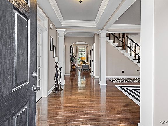 2nd image of 9665 Landcastle Dr