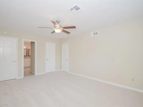 5843 S Braeswood Blvd, Houston, TX 77096