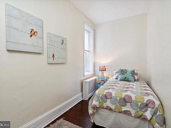 5th image of 4628 Sansom St #A