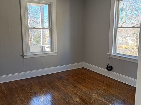 3rd image of 21-23 Glendale Ave #C-1