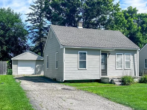 2123 Morris Ave, Burton, MI 48529