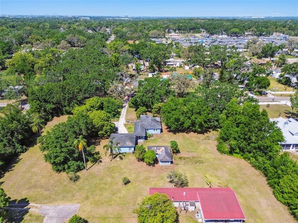 101 N Taylor Rd, Seffner, FL 33584