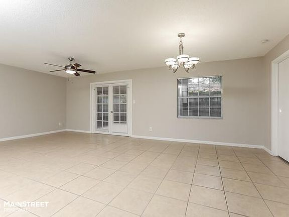 4th image of 1502 W King St