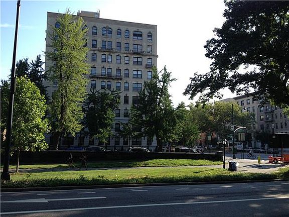 3rd image of 1800 Adam C Powell Blvd Suite 1D