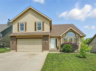 3517 NW Nautical Ct, Blue Springs, MO 64015