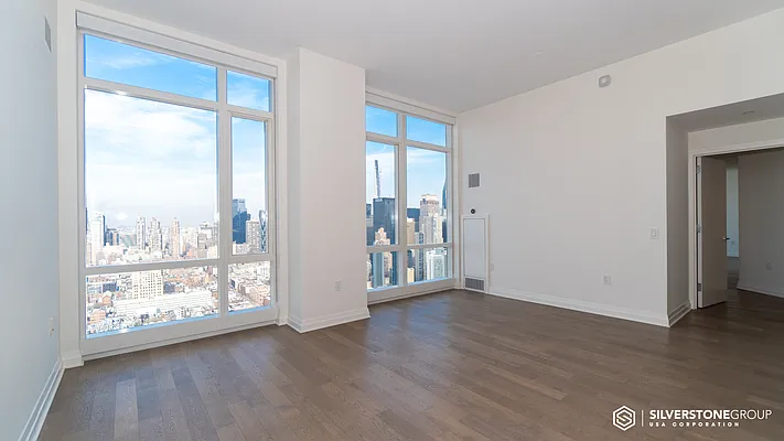 Rented by Silverstone Group USA Corp. | media 1