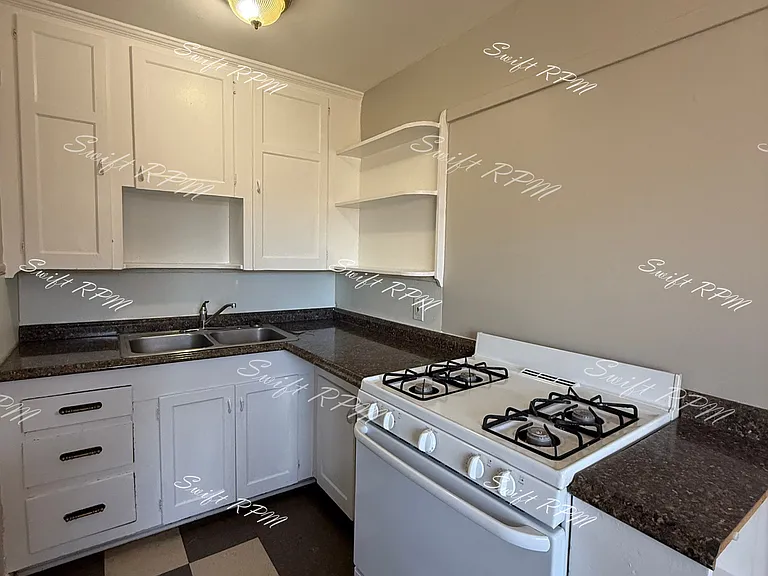 1147 Oakland Ave — Photo 6