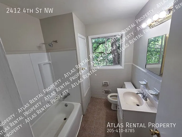 2412 4th St NW — Photo 7