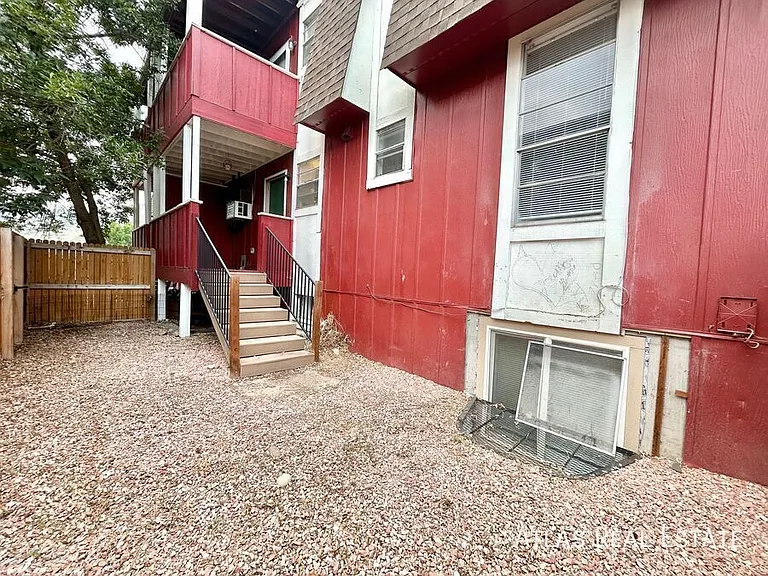 331 N Columbine St #D — Photo 23