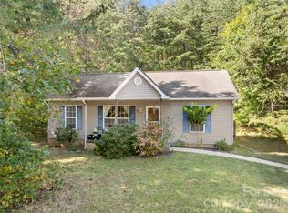 40 Rocking Porch Ln, Asheville, NC 28805