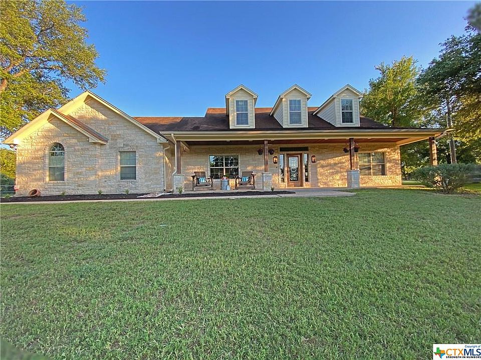 1st image of 1201 E Creekview Dr