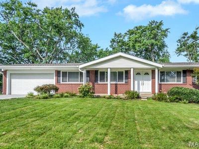 1281 Bardot Ln, Saint Louis, MO, 63146