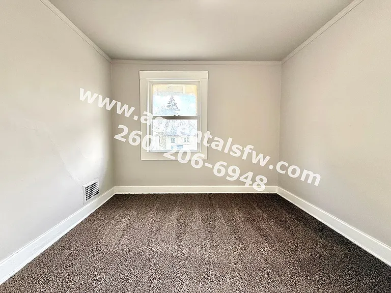 1023 Hamilton Ave — Photo 12
