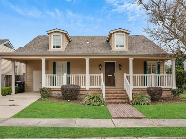111 Maryland Dr, New Orleans, LA 70124