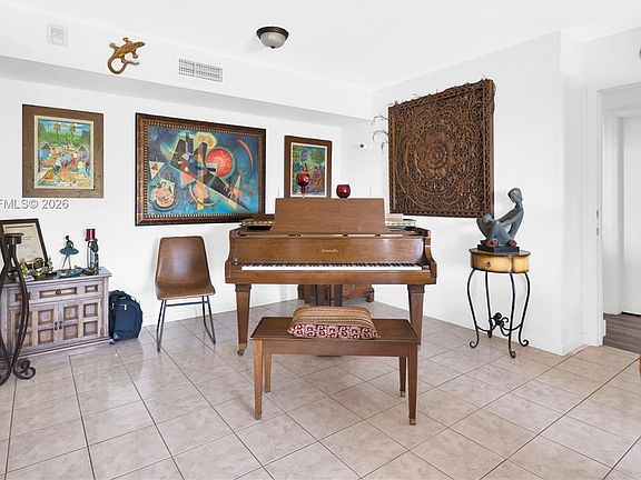 3rd image of 5900 SW 127th Ave APT 3311